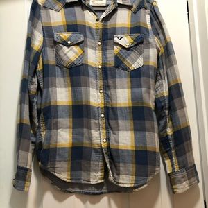 American Eagle Plaid Flannel Button Up Shirt